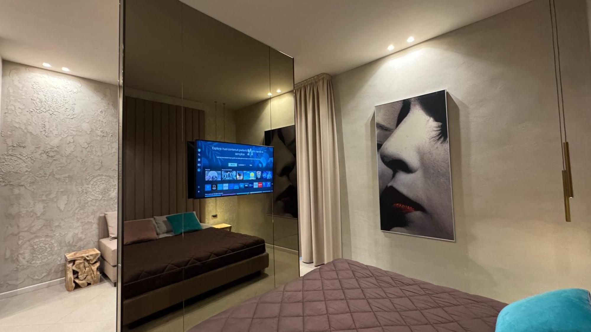 קאסרטה Tropicana Room מראה חיצוני תמונה