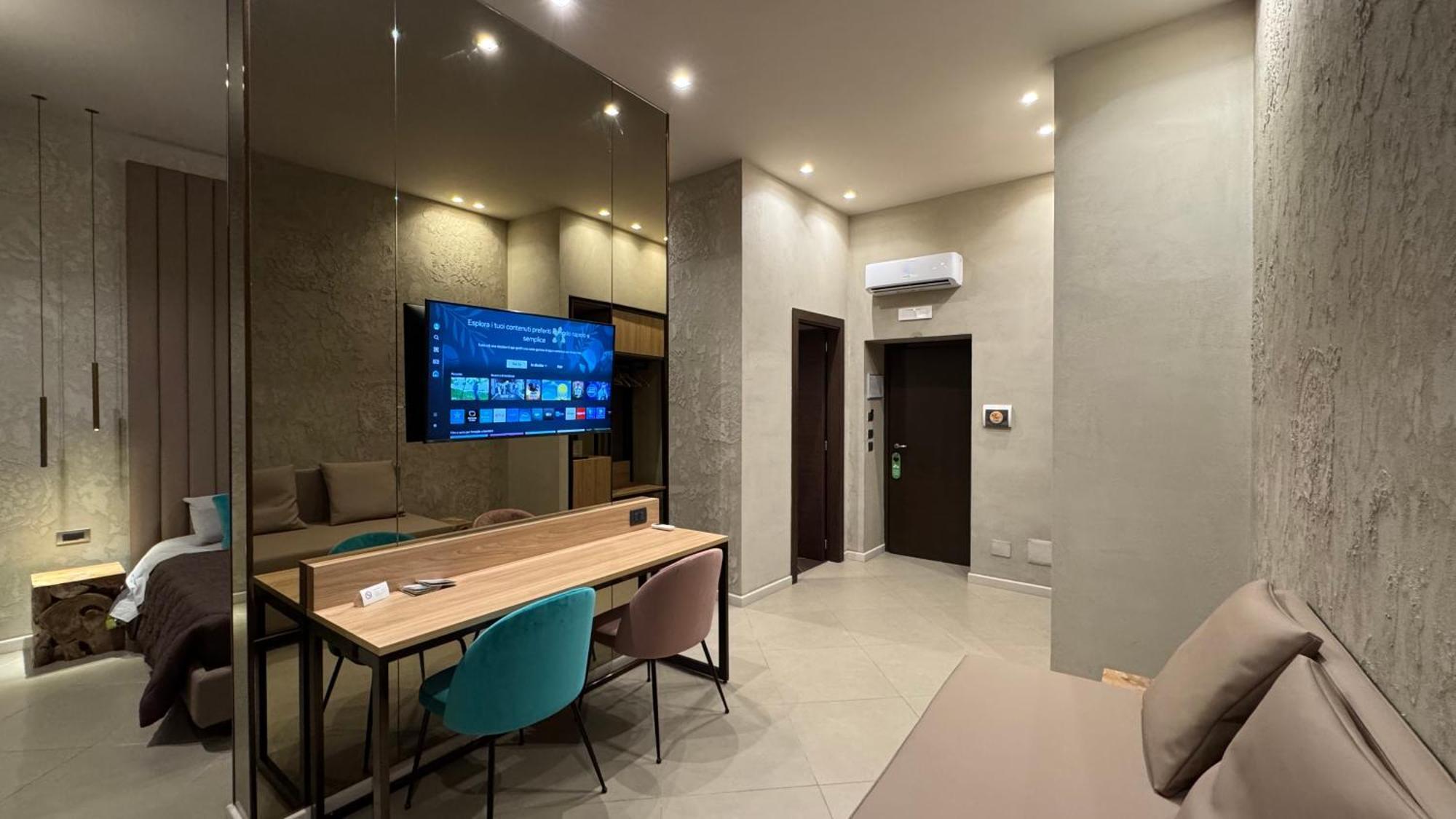 קאסרטה Tropicana Room מראה חיצוני תמונה
