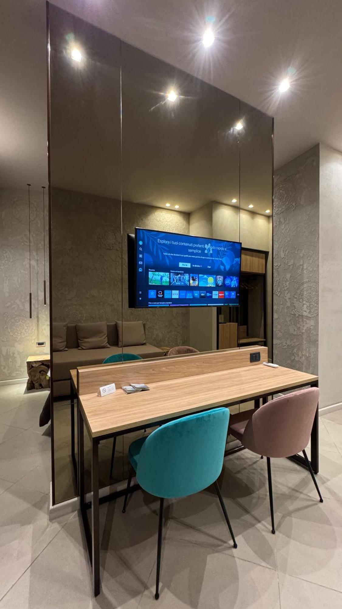 קאסרטה Tropicana Room מראה חיצוני תמונה