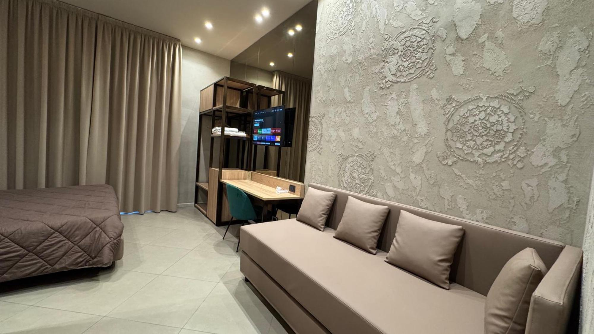 קאסרטה Tropicana Room מראה חיצוני תמונה