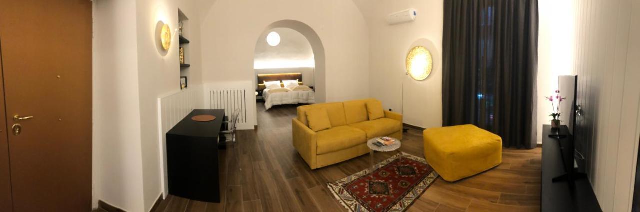 קאסרטה Tropicana Room מראה חיצוני תמונה