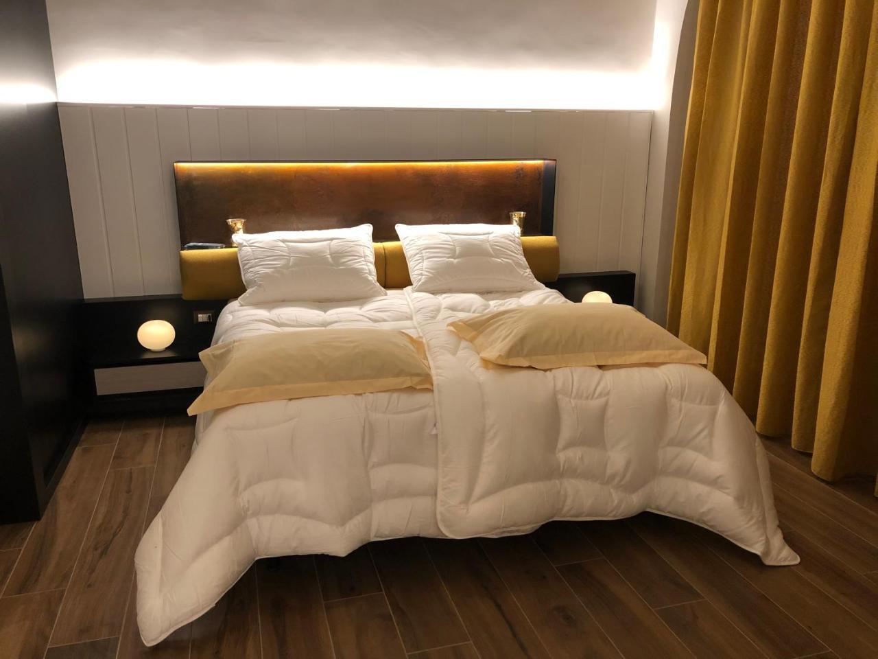 קאסרטה Tropicana Room מראה חיצוני תמונה