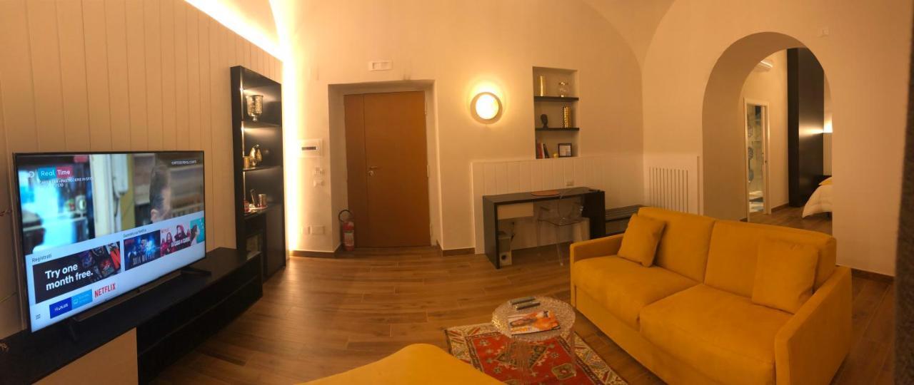 קאסרטה Tropicana Room מראה חיצוני תמונה